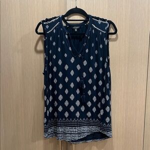 Lucky Brand Dark Blue and White Patterned Blouse